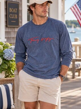 Vintage 90s Tommy Hilfiger Men's Indigo Long-Sleeve raised Logo Tee #1133CL